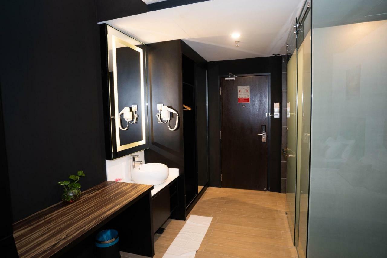 Artworks Hotel Ipoh Kültér fotó